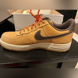 Nike Airforce 1 Men's Tan and Brown Sneaker